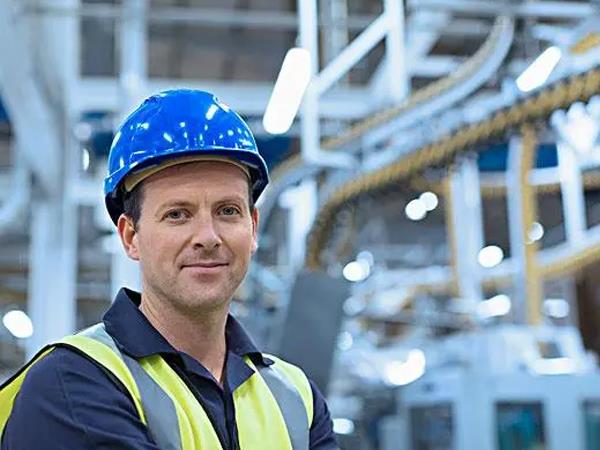 What materials are used in plastic helmets